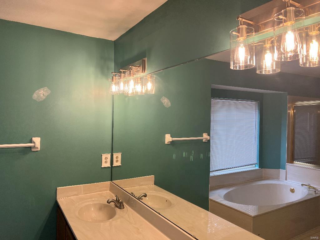 COURTNEY ESTATES - Residential
