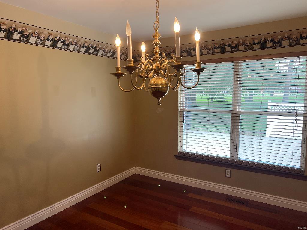COURTNEY ESTATES - Residential