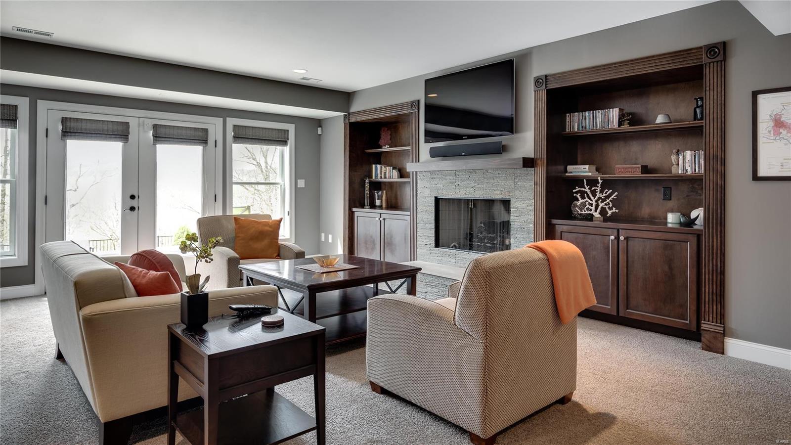 Fox Hill Farms - Residential