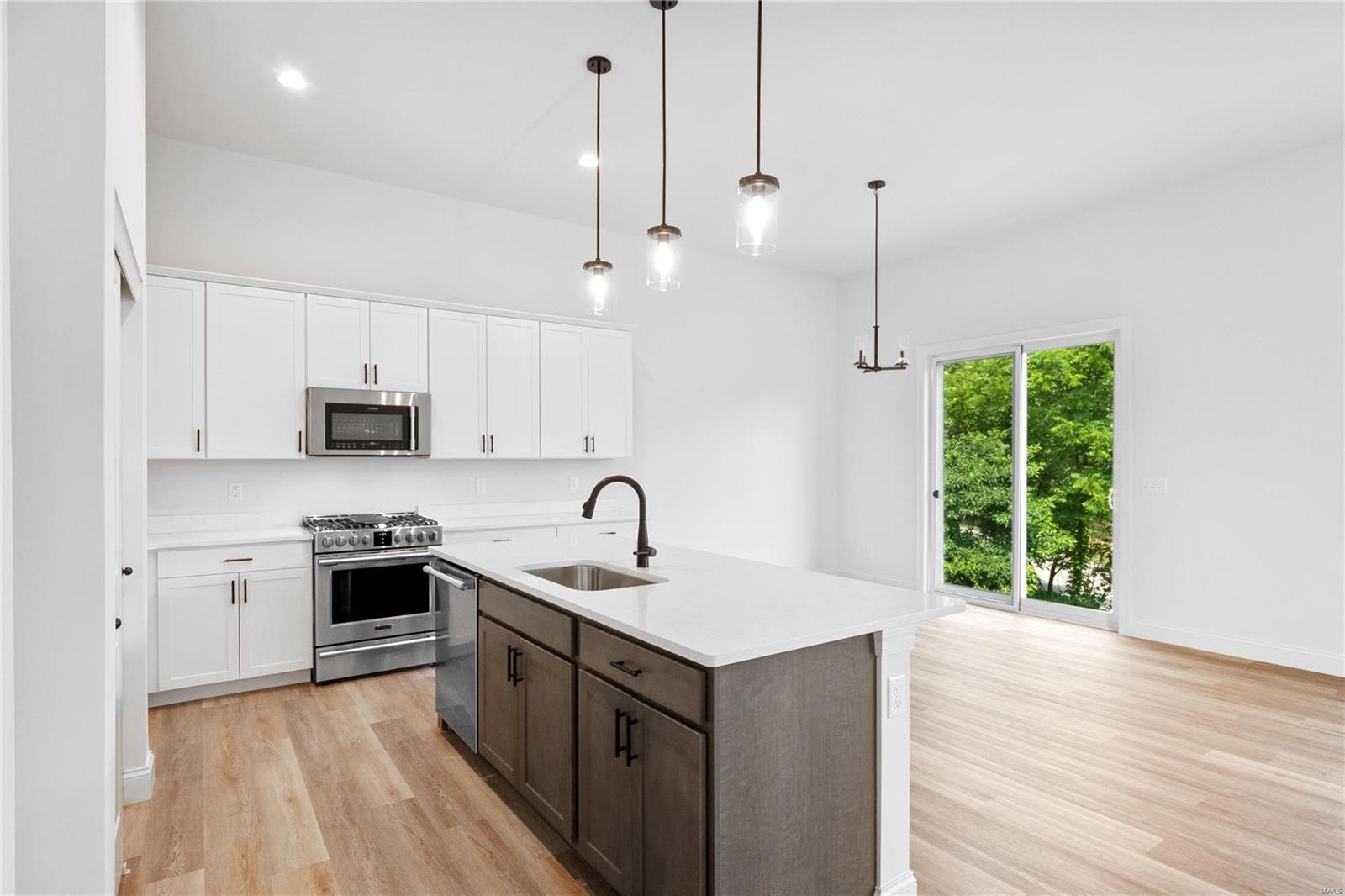 Cedarstone - Residential