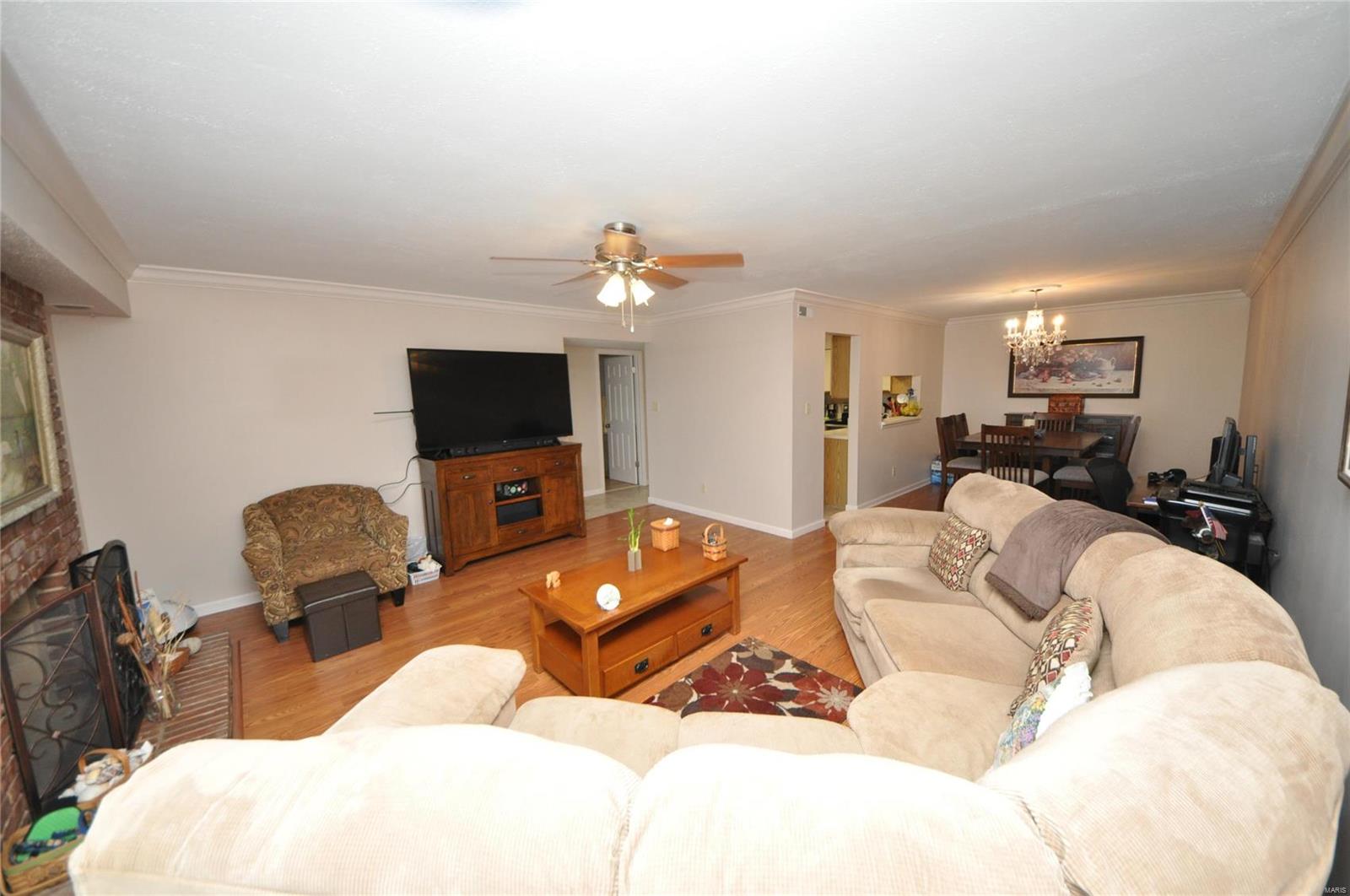 Parkway Gardens Village 1 Condo - Residential