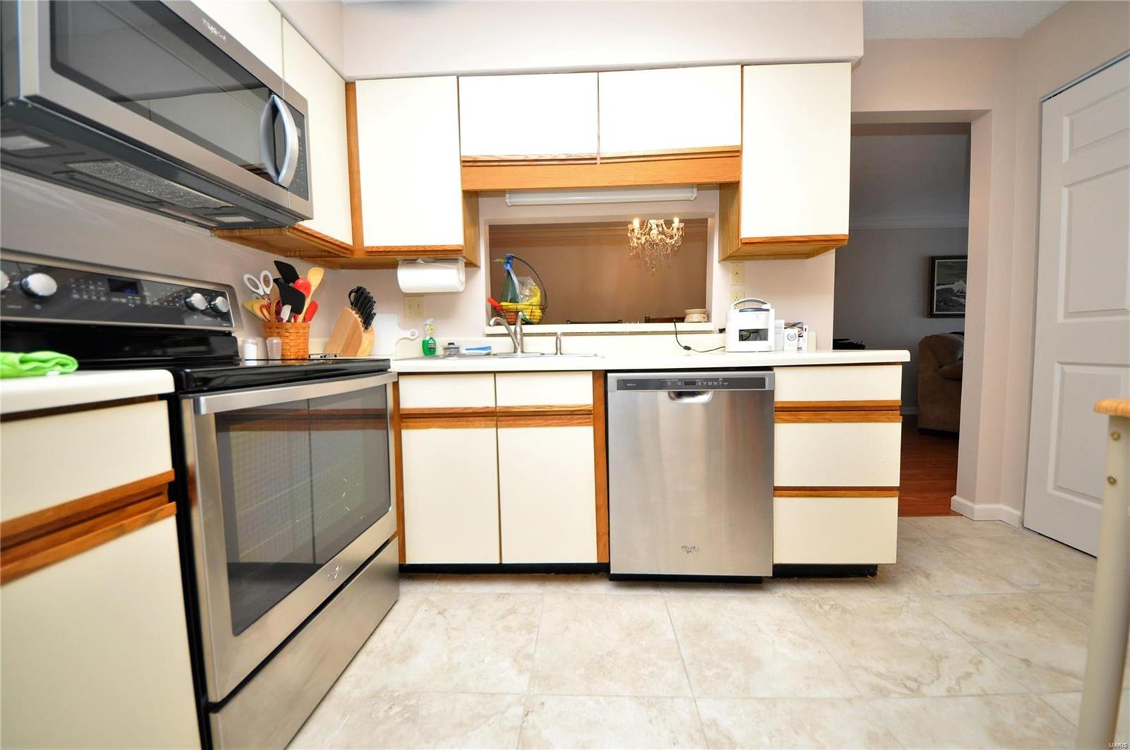 Parkway Gardens Village 1 Condo - Residential