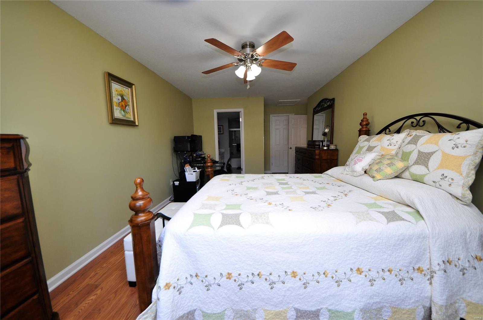 Parkway Gardens Village 1 Condo - Residential