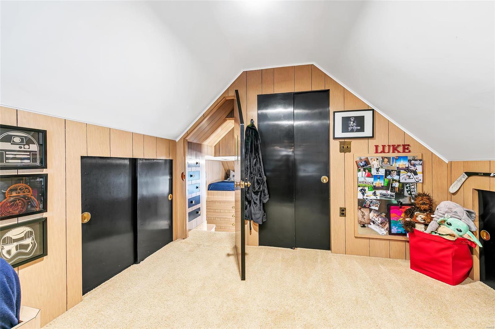 Old Westbury - Residential