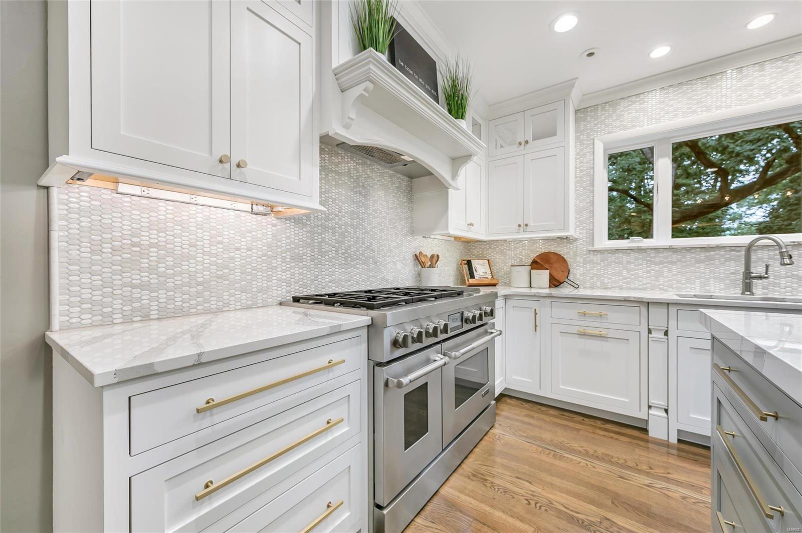 Old Westbury - Residential