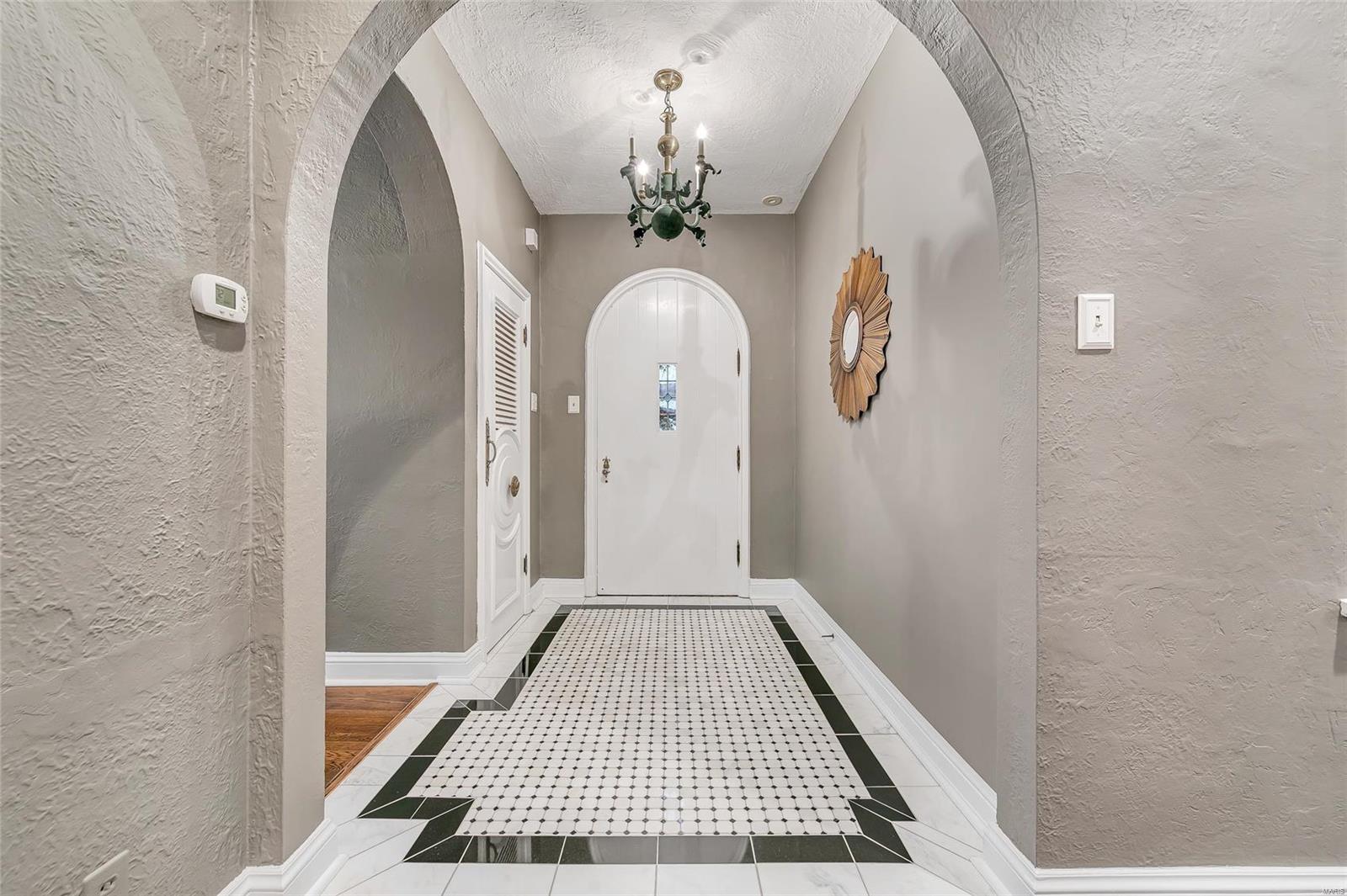 Old Westbury - Residential