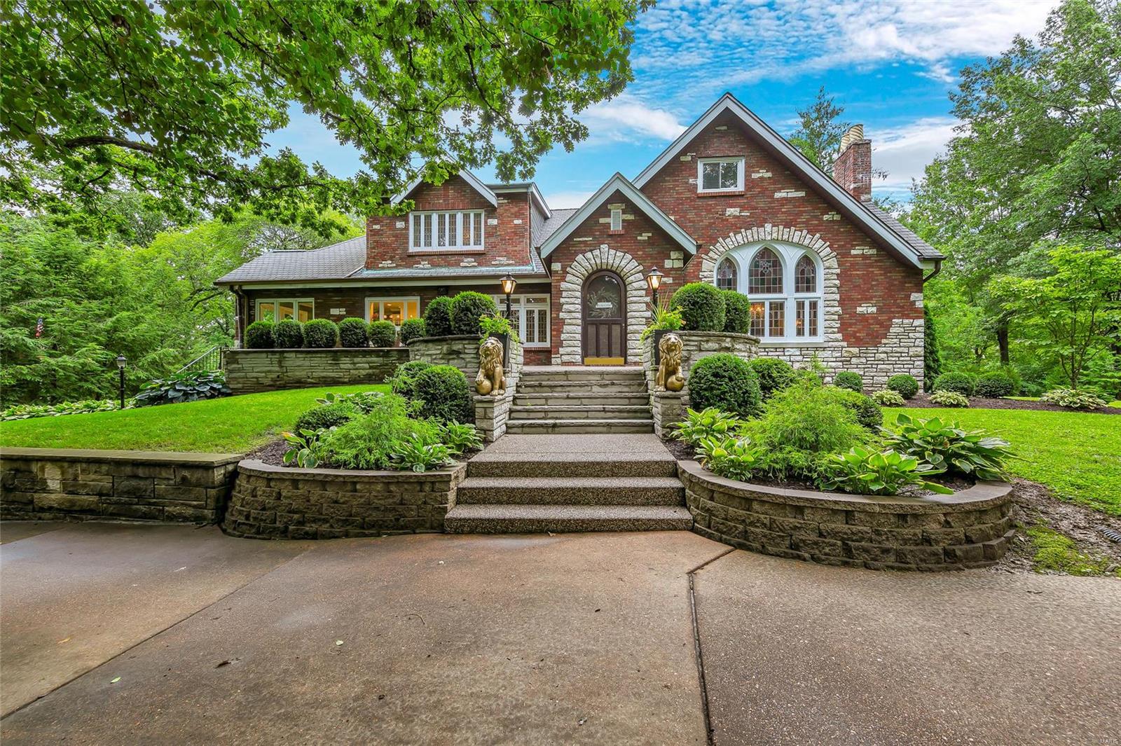 Old Westbury - Residential