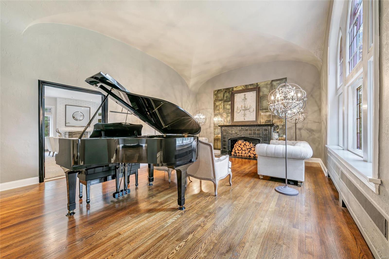 Old Westbury - Residential