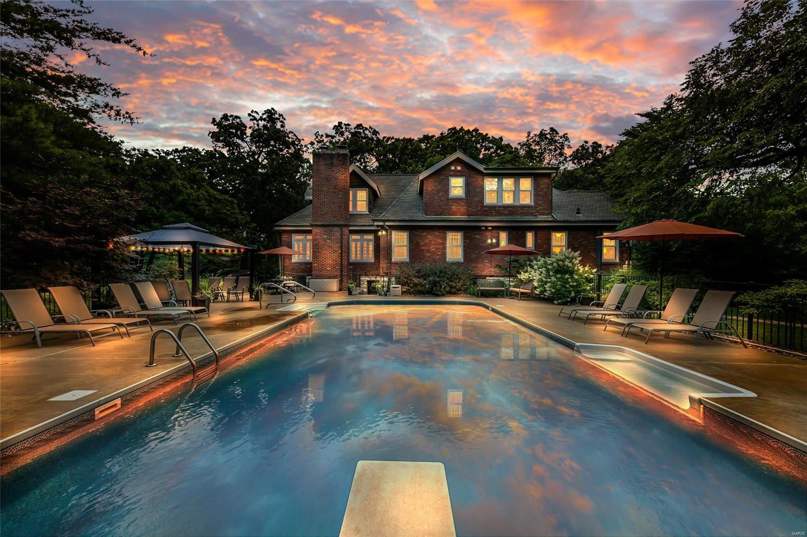 Old Westbury - Residential