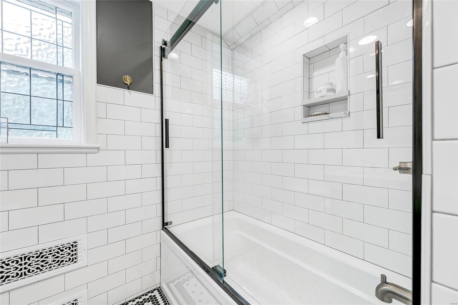 Old Westbury - Residential