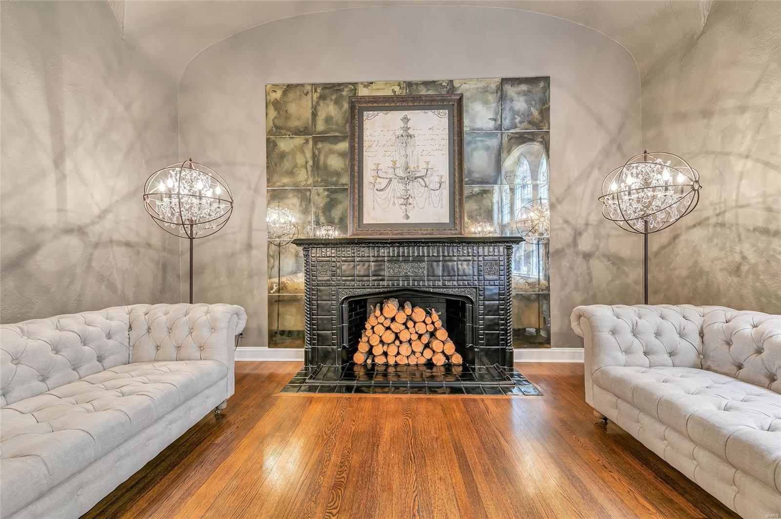 Old Westbury - Residential