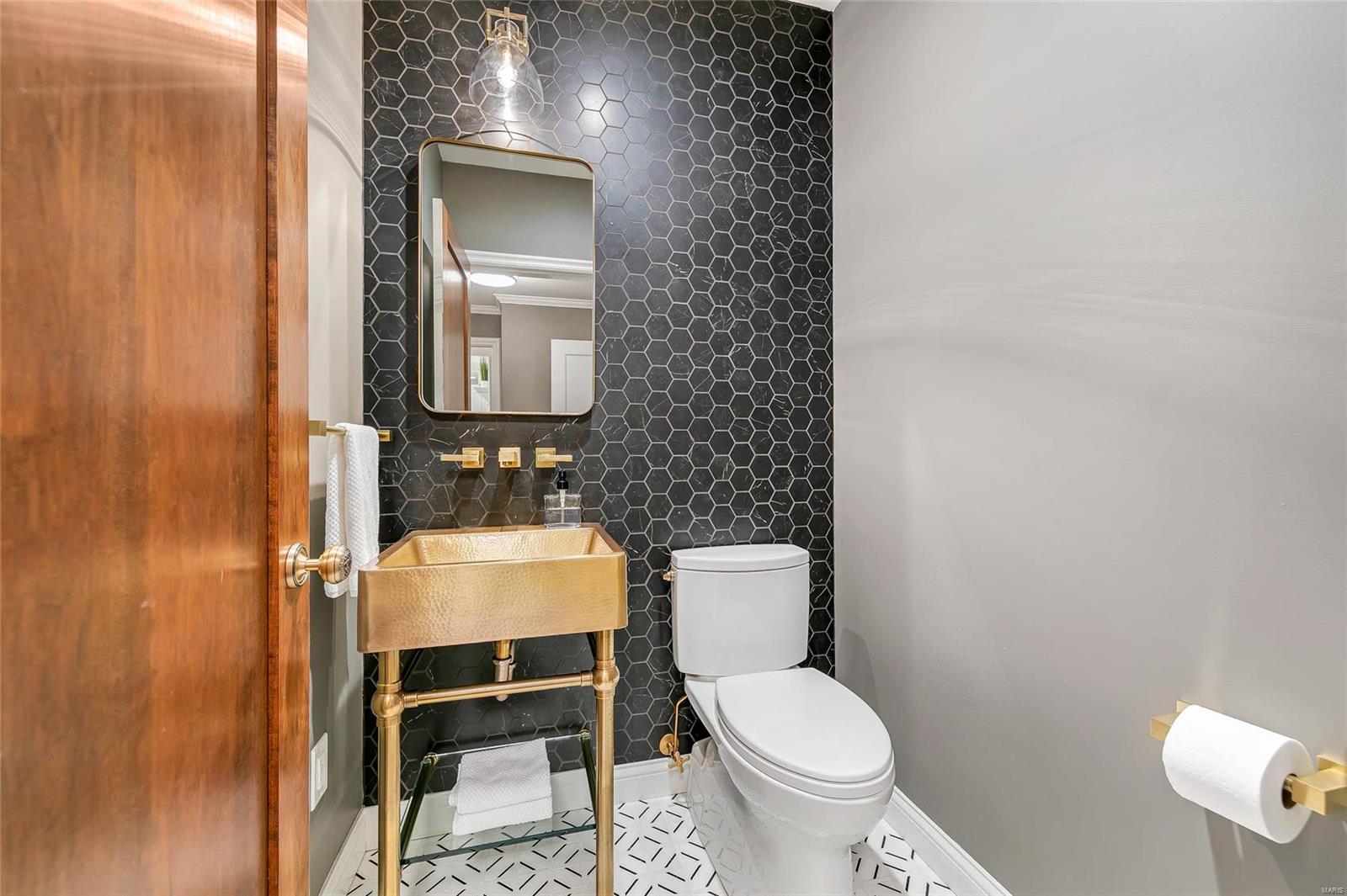 Old Westbury - Residential