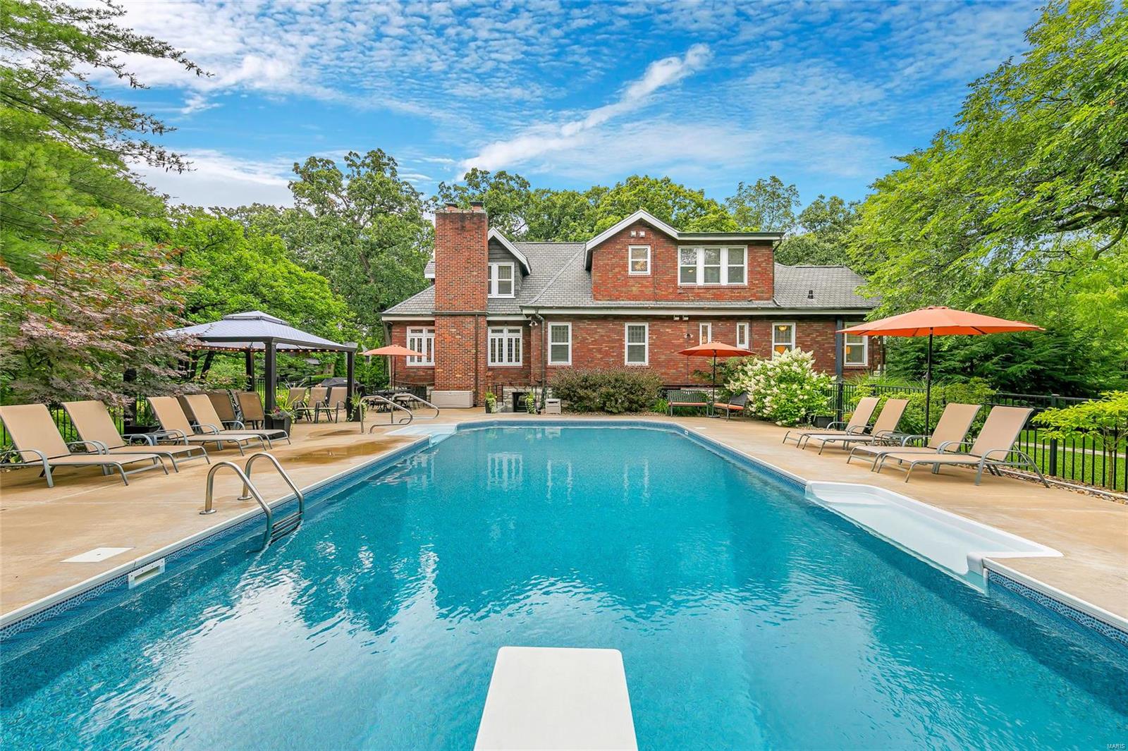 Old Westbury - Residential