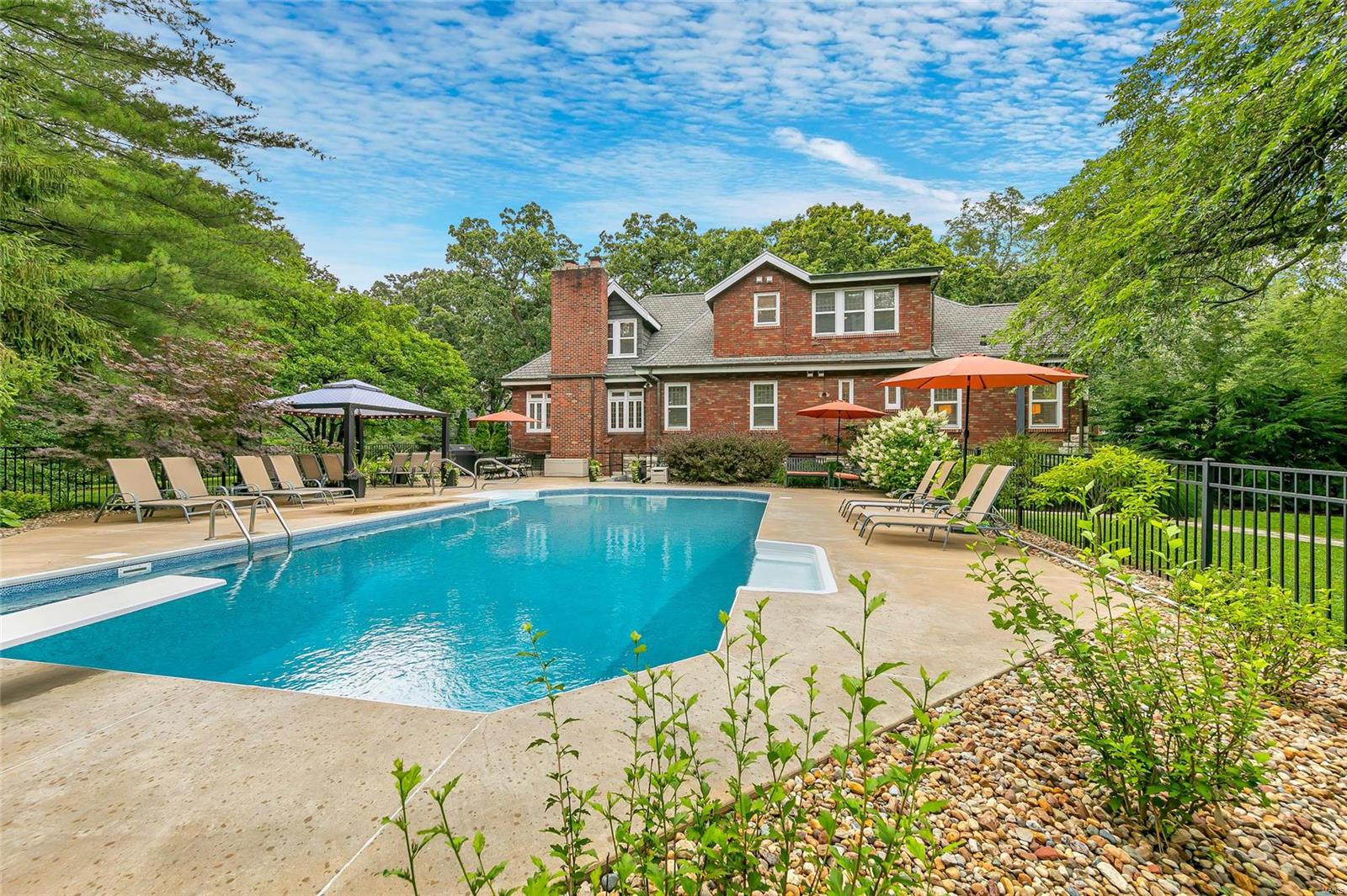 Old Westbury - Residential