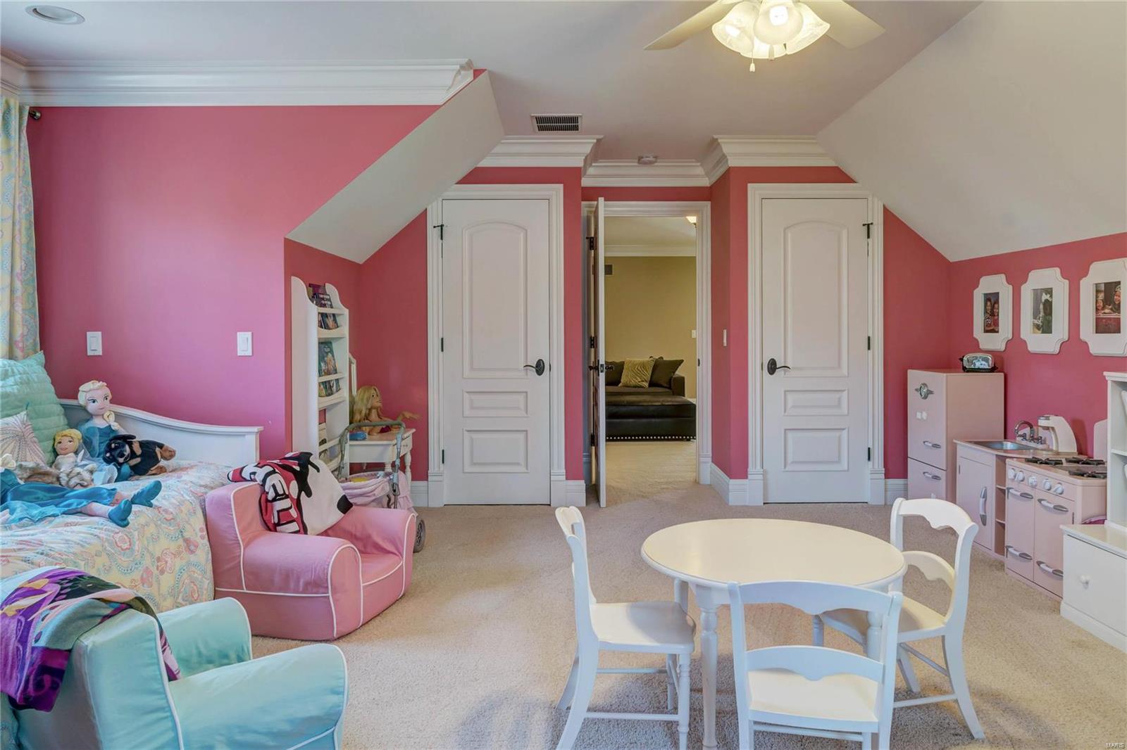 Colony Woods - Residential