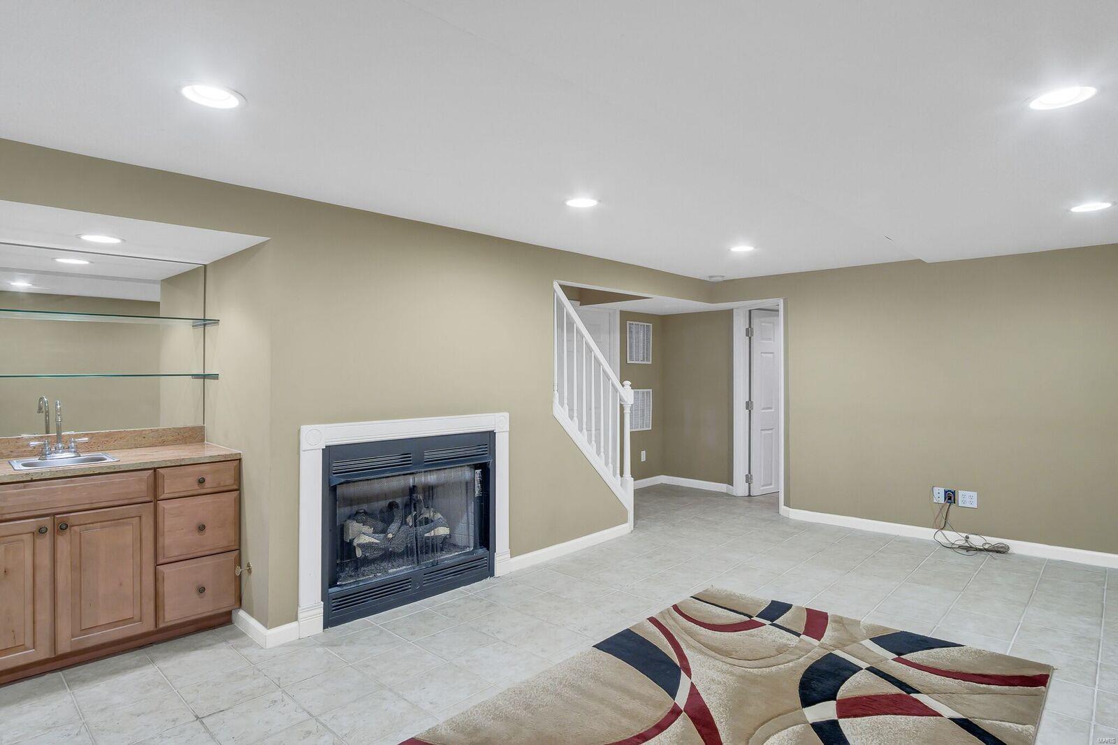 Balsons Sub Of Shaftesbury Heights - Residential