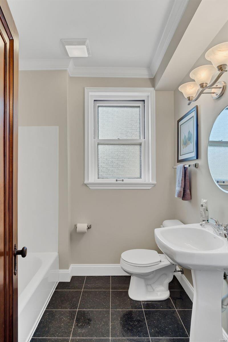 Balsons Sub Of Shaftesbury Heights - Residential