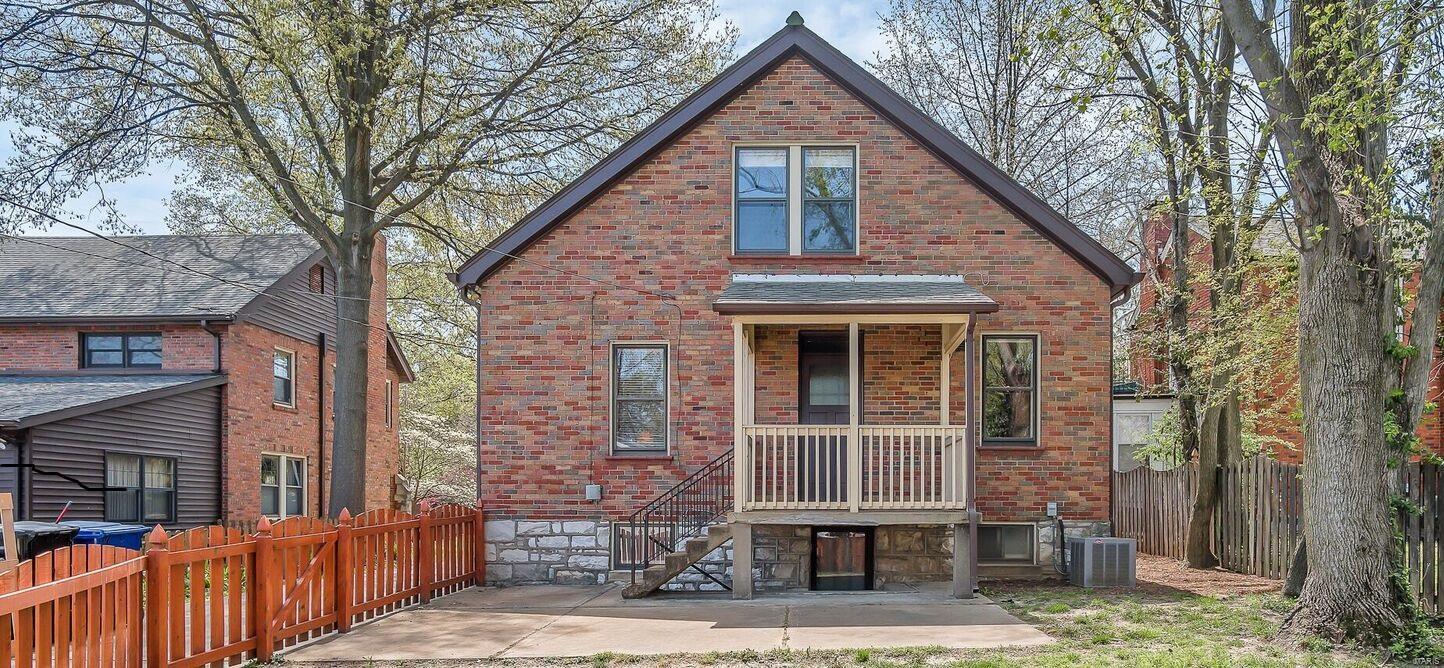 Balsons Sub Of Shaftesbury Heights - Residential