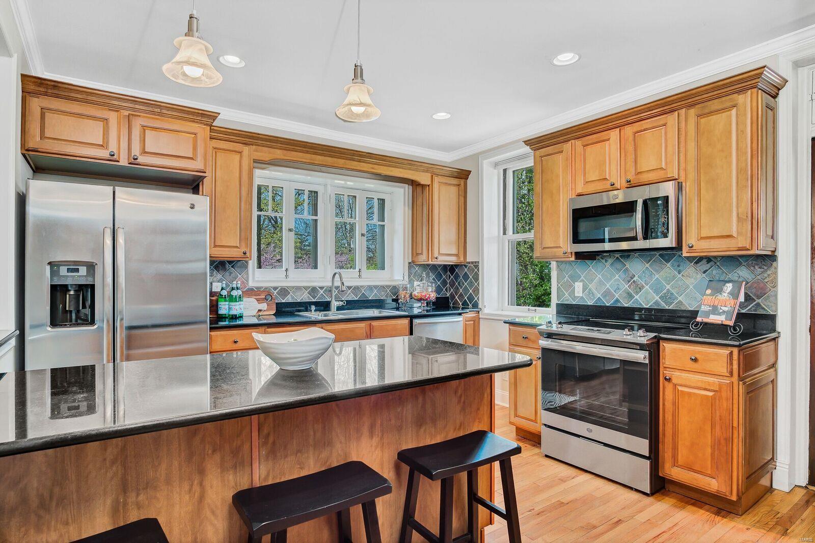 Balsons Sub Of Shaftesbury Heights - Residential