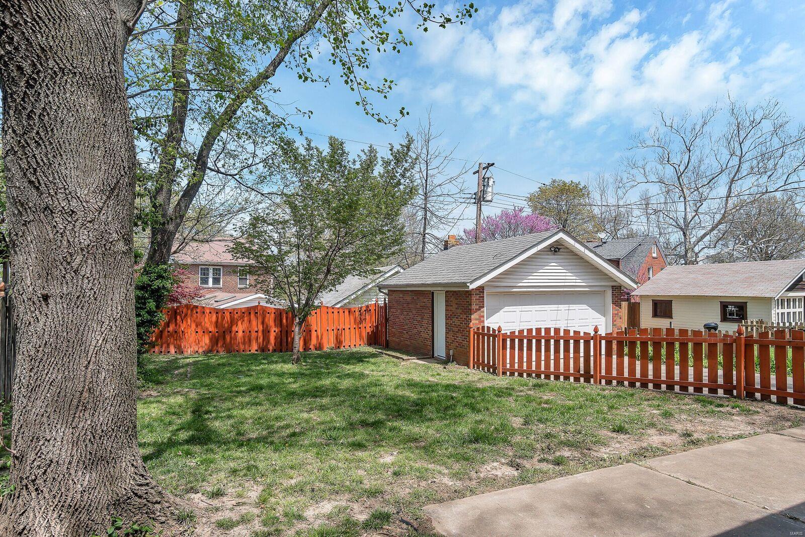 Balsons Sub Of Shaftesbury Heights - Residential