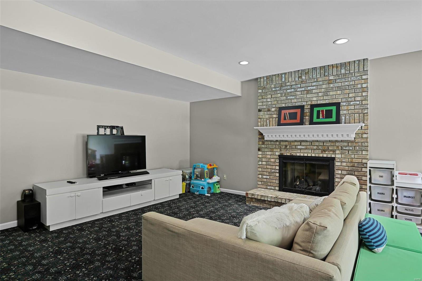 Pine Creek - Residential