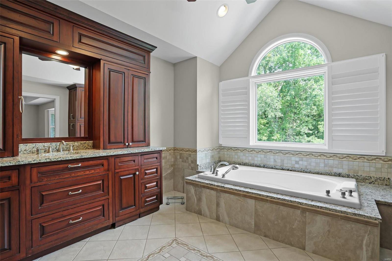 Pine Creek - Residential