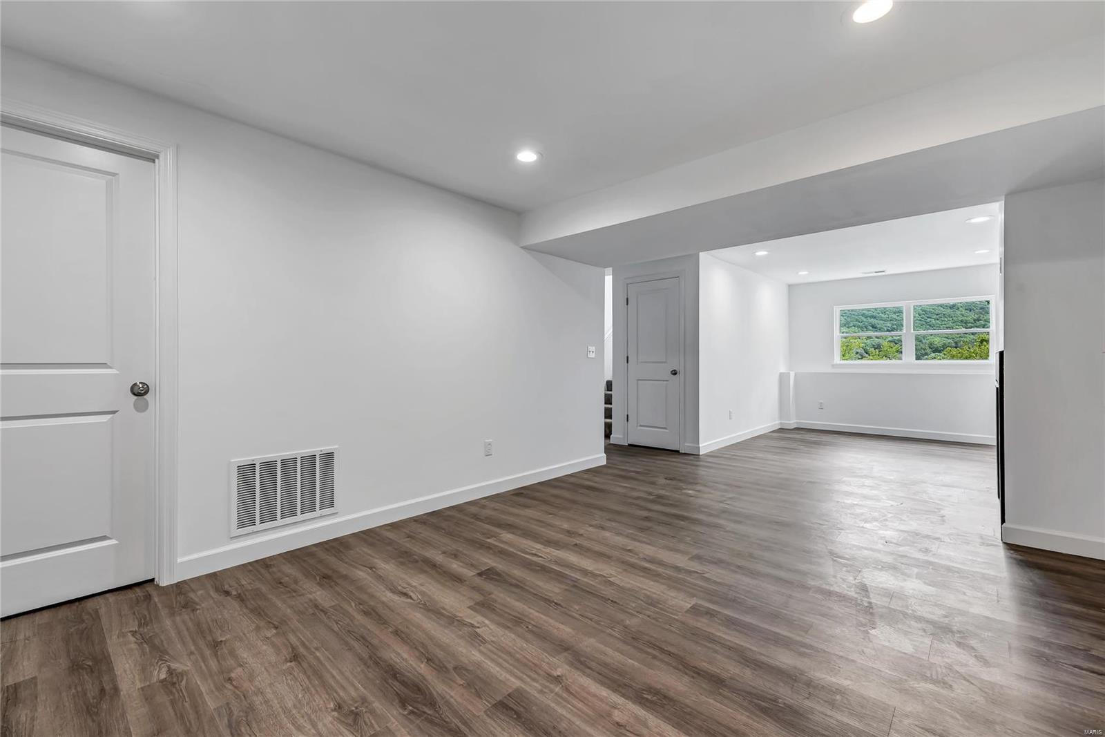 T M Aults - Residential