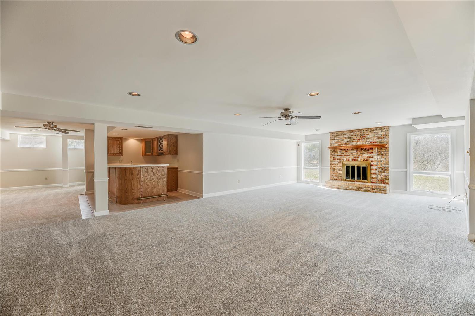 Essex Point - Residential