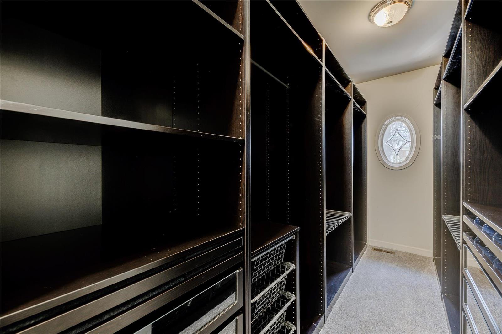 Essex Point - Residential