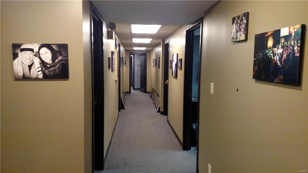 Steen & Cunninghams - Commercial Sale