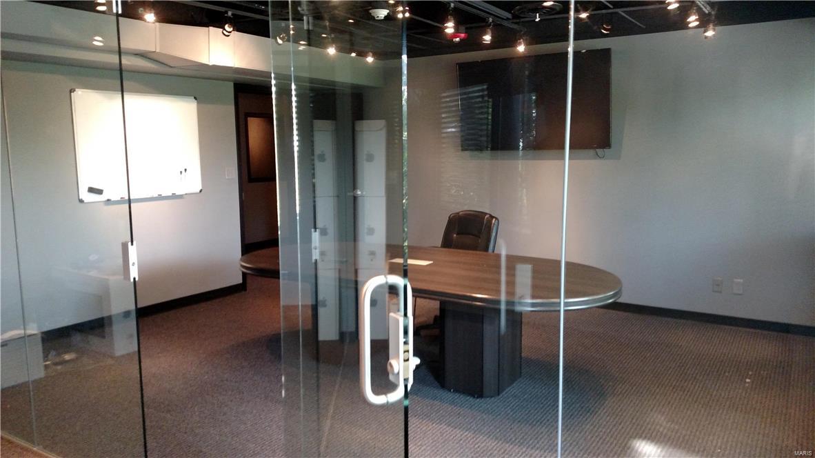 Steen & Cunninghams - Commercial Sale