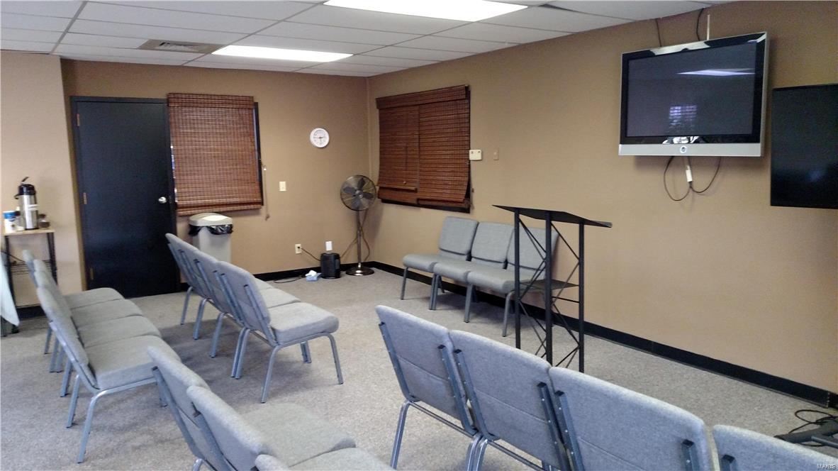 Steen & Cunninghams - Commercial Sale