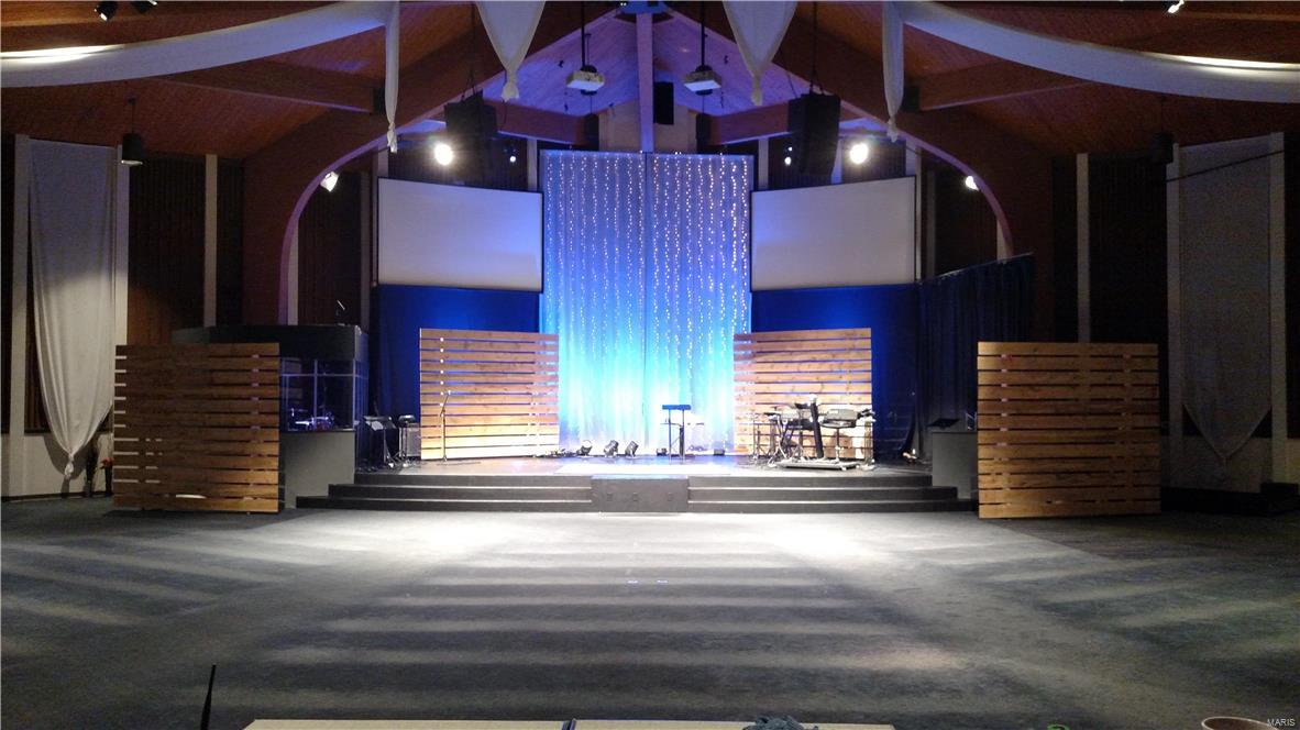 Steen & Cunninghams - Commercial Sale