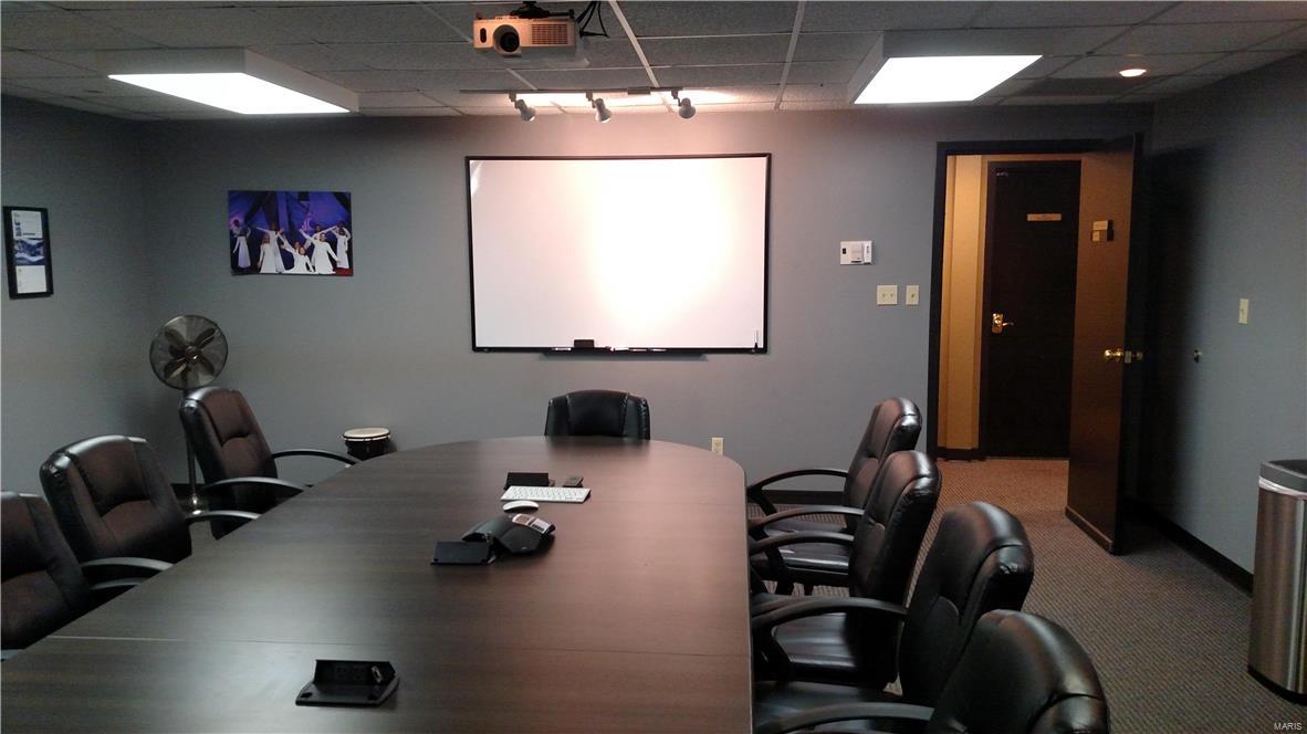 Steen & Cunninghams - Commercial Sale