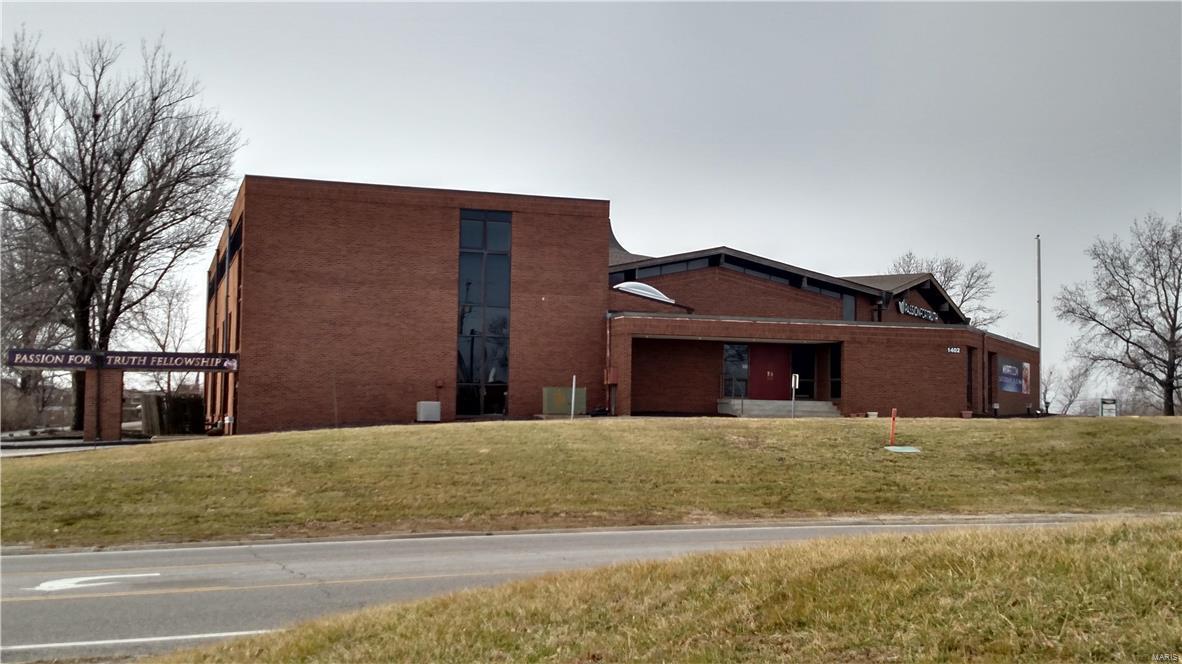 Steen & Cunninghams - Commercial Sale