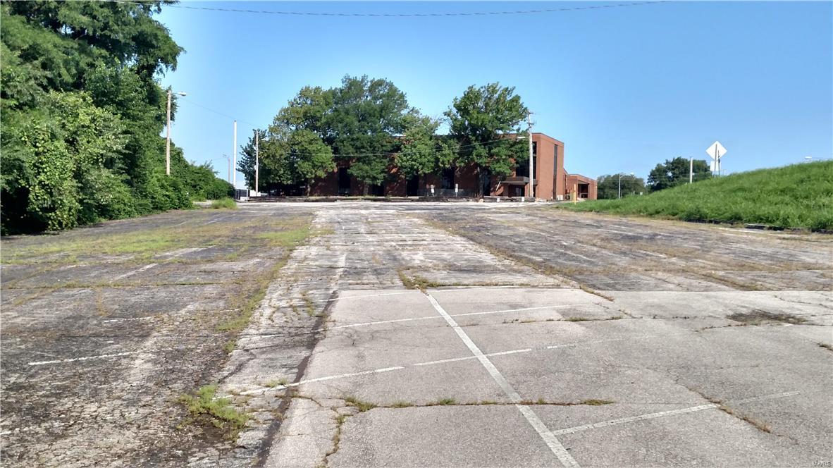 Steen & Cunninghams - Commercial Sale