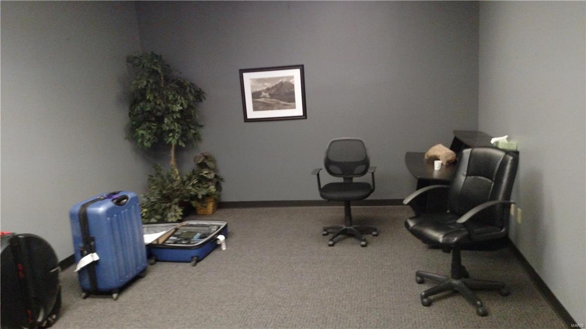 Steen & Cunninghams - Commercial Sale