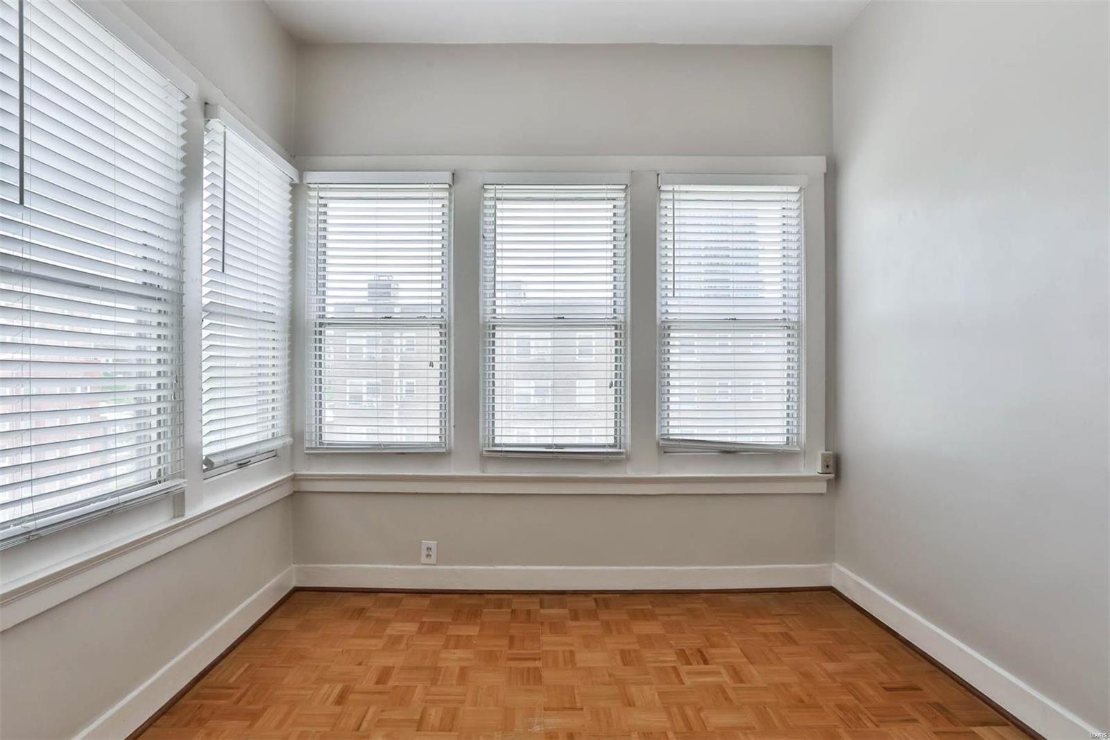 Aberdeen Condo - Residential