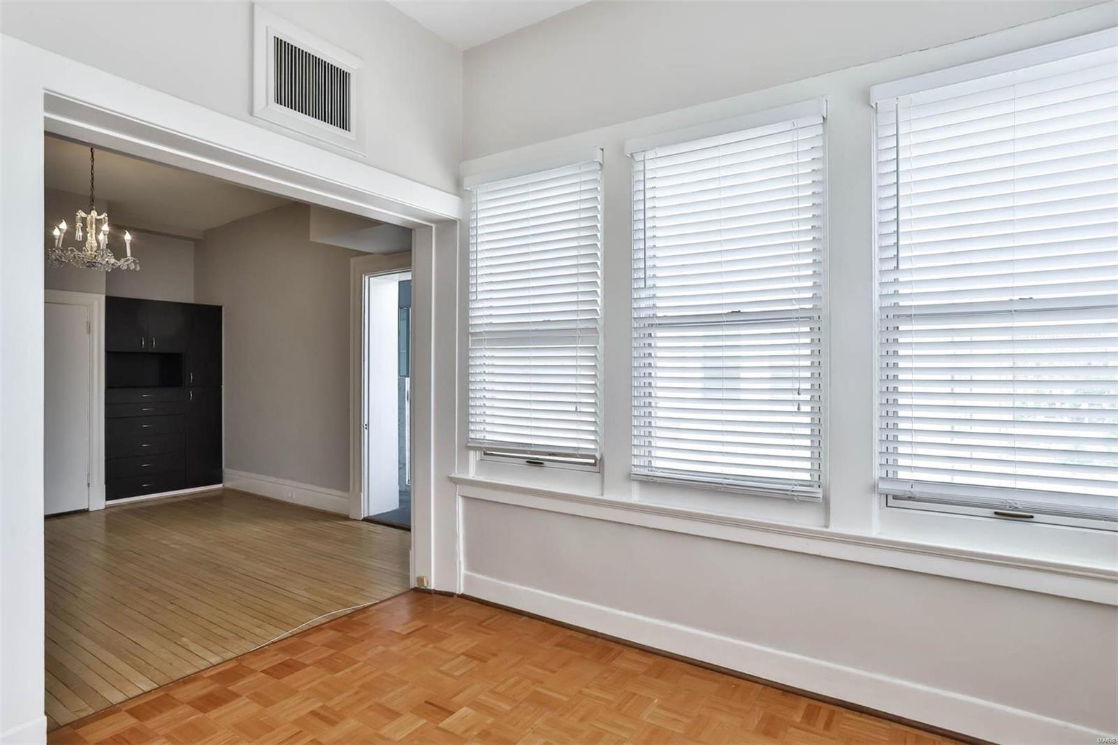 Aberdeen Condo - Residential