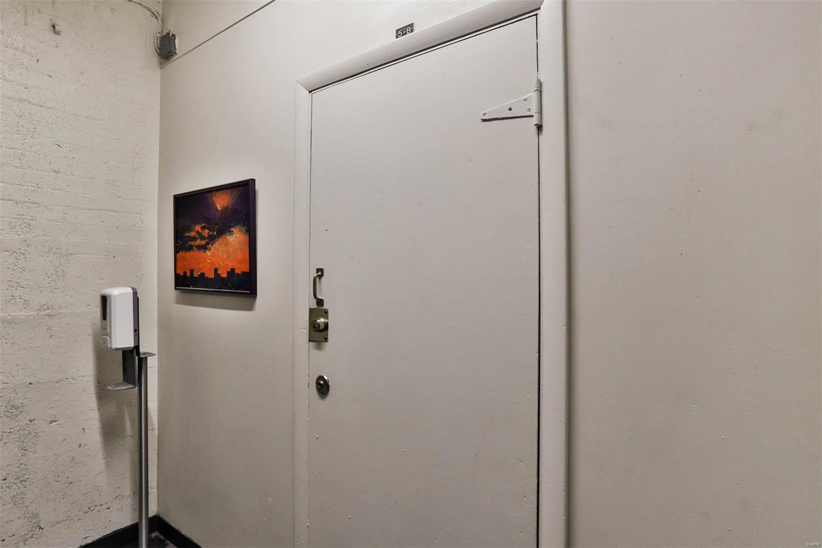 Aberdeen Condo - Residential