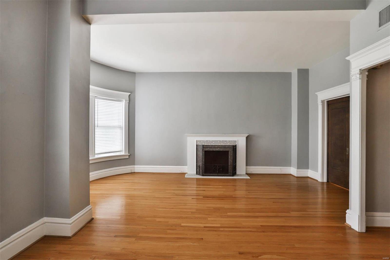 Aberdeen Condo - Residential