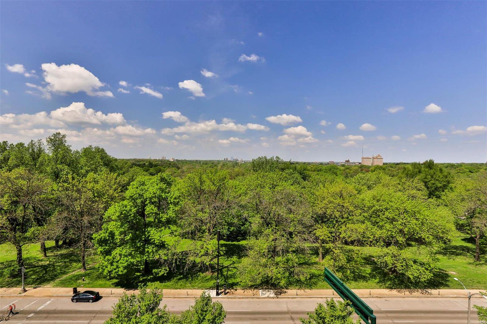 Aberdeen Condo - Residential