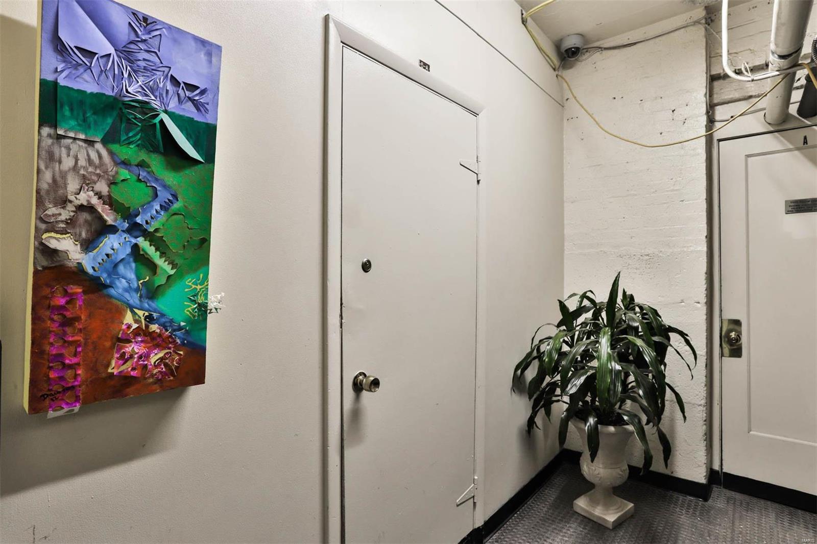 Aberdeen Condo - Residential