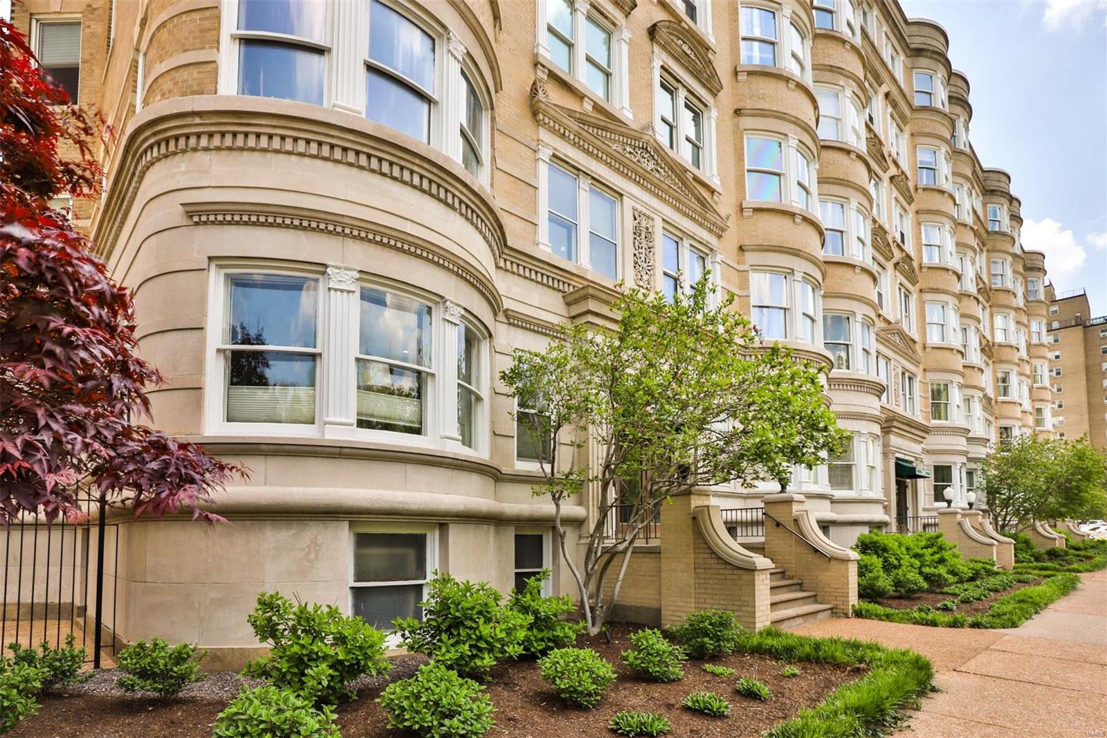 Aberdeen Condo - Residential