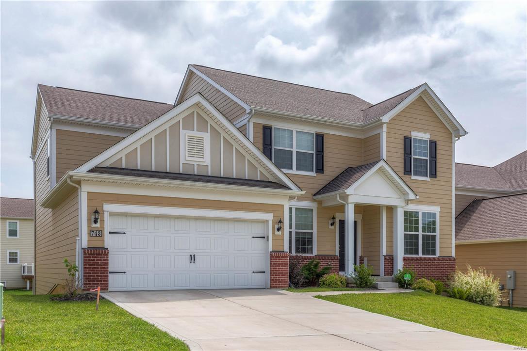 Estates At Town & Country Crossing - Residential Lease