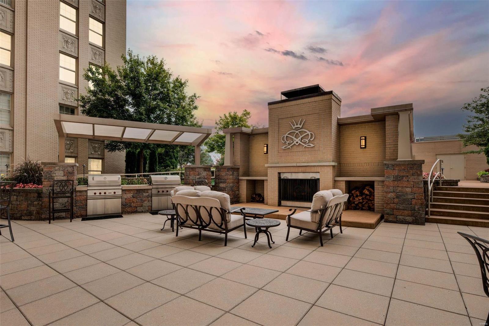 Residences at Park Plaza - Residential