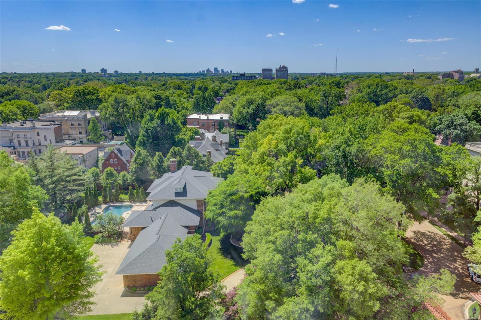 Residences at Park Plaza - Residential