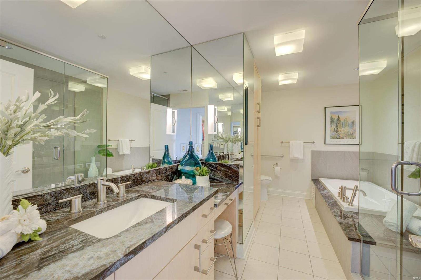 Residences at Park Plaza - Residential