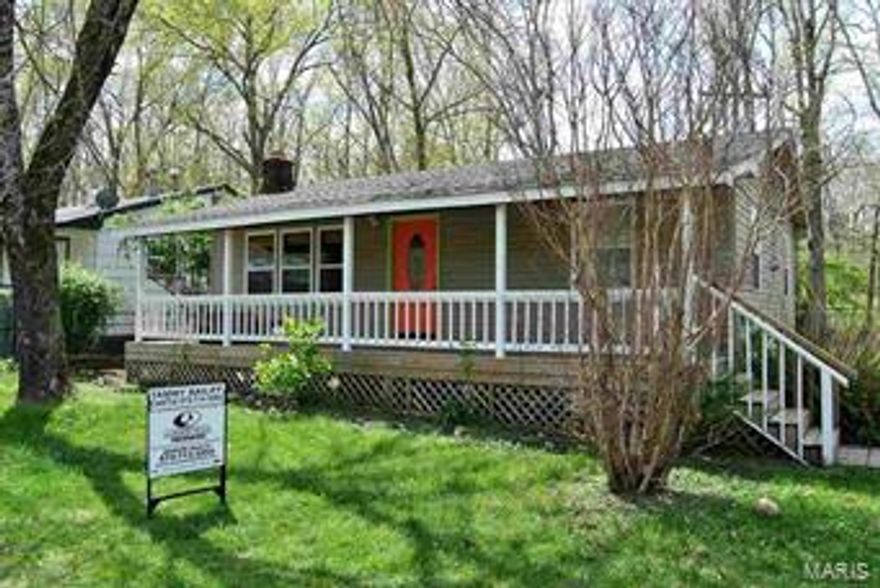 Looking for a starter home or a summer retreat? This 3 bedroom, 1.75 bath home is conveniently located in south Van Buren. A sizeable covered front porch, cozy back deck and a 1 car detached garage compliment this property. Just minutes from beautiful Current River or Big Springs Park.