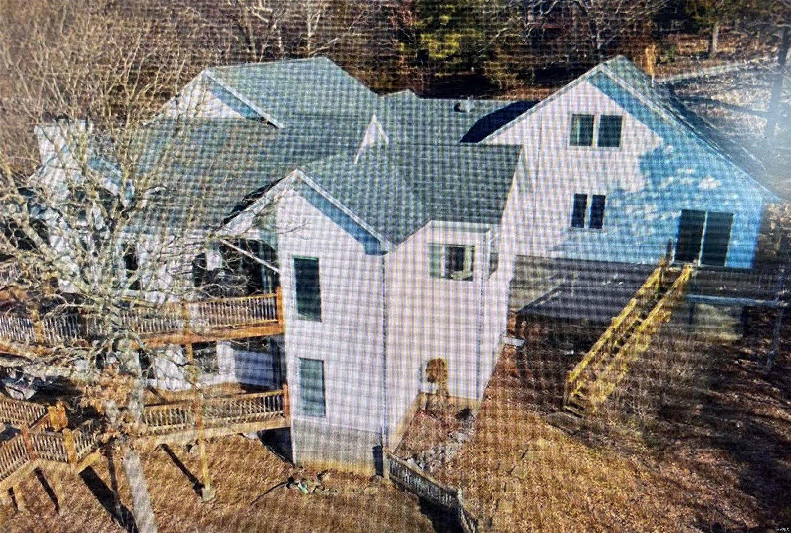 FOUR SEASONS - Residential